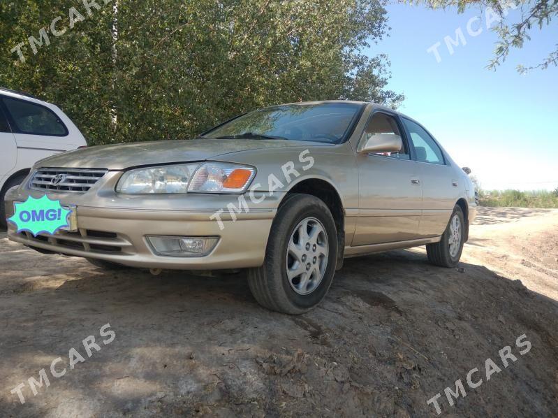 Toyota Camry 2000 - 125 000 TMT - Дашогуз - img 3