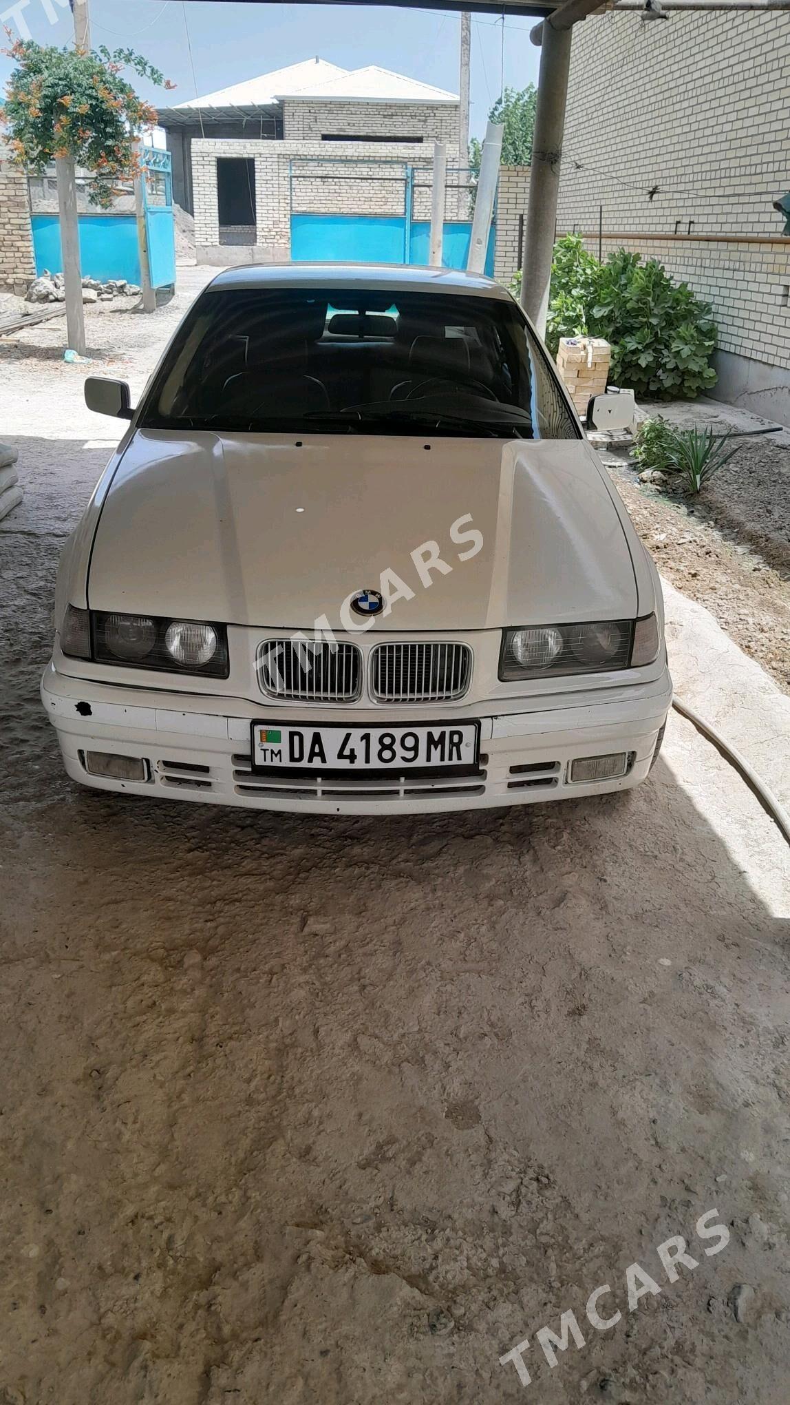 BMW 320 1992 - 40 000 TMT - Murgap - img 4