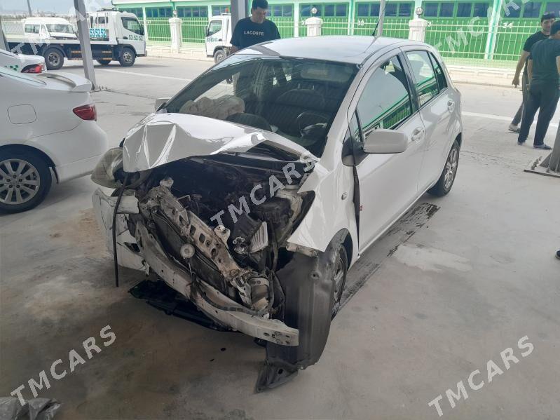 Toyota Yaris 2006 - 50 000 TMT - Bäherden - img 4