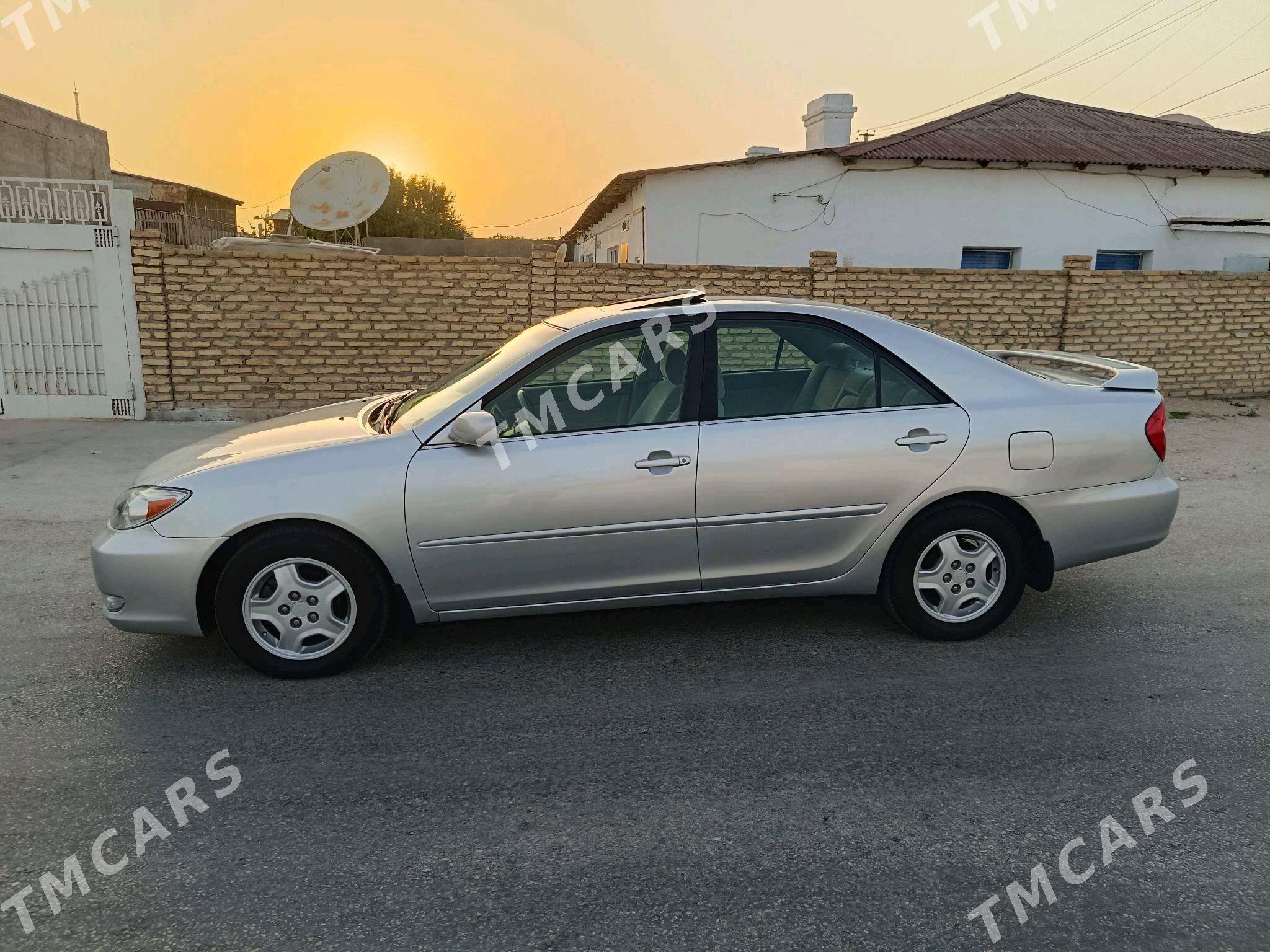 Toyota Camry 2003 - 168 000 TMT - Балканабат - img 3