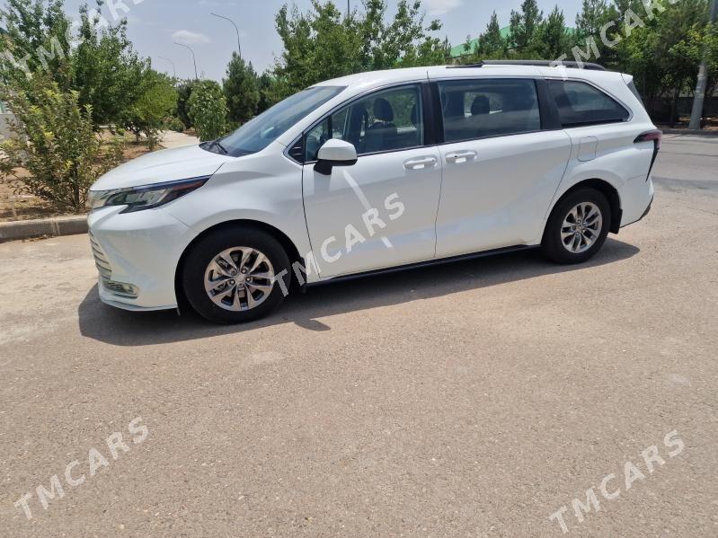 Toyota Sienna 2022 - 460 000 TMT - Ашхабад - img 7