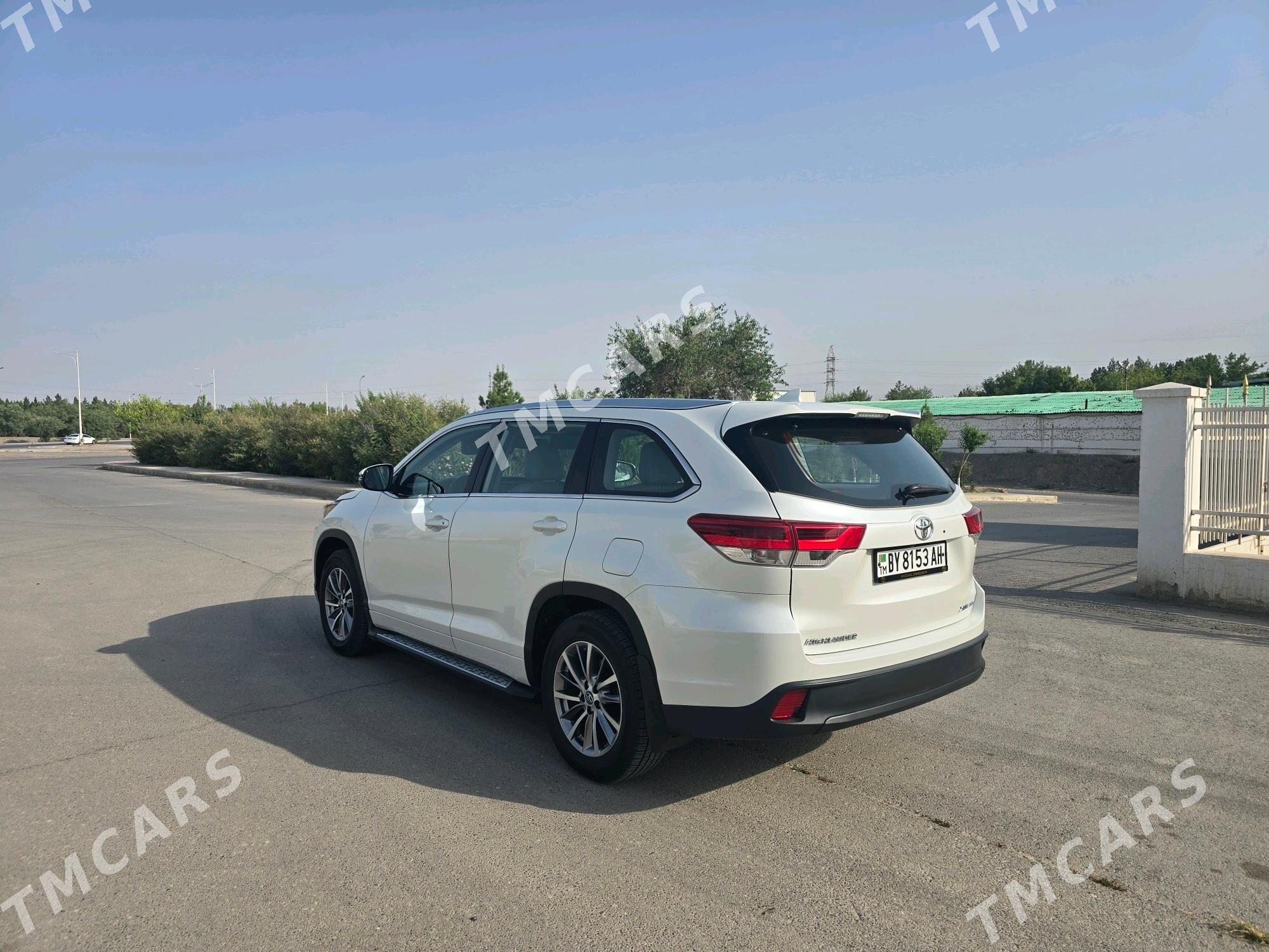 Toyota Highlander 2019 - 430 000 TMT - Aşgabat - img 5