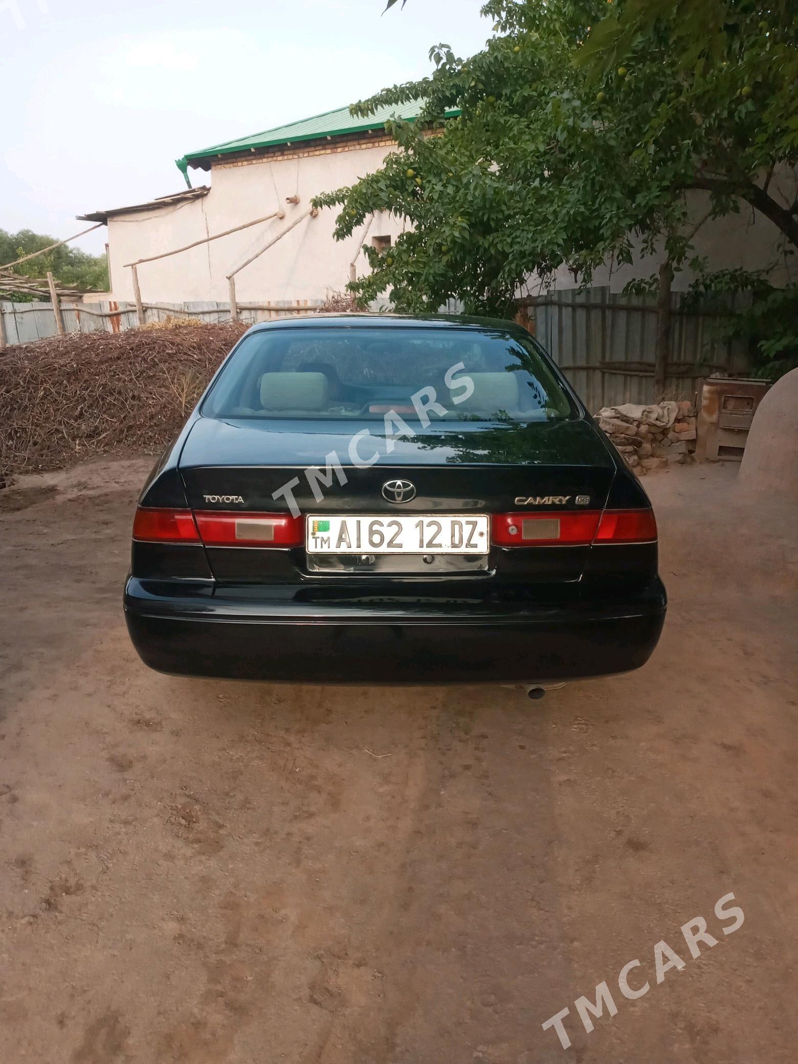 Toyota Camry 1997 - 107 000 TMT - Гурбансолтан Едже - img 2
