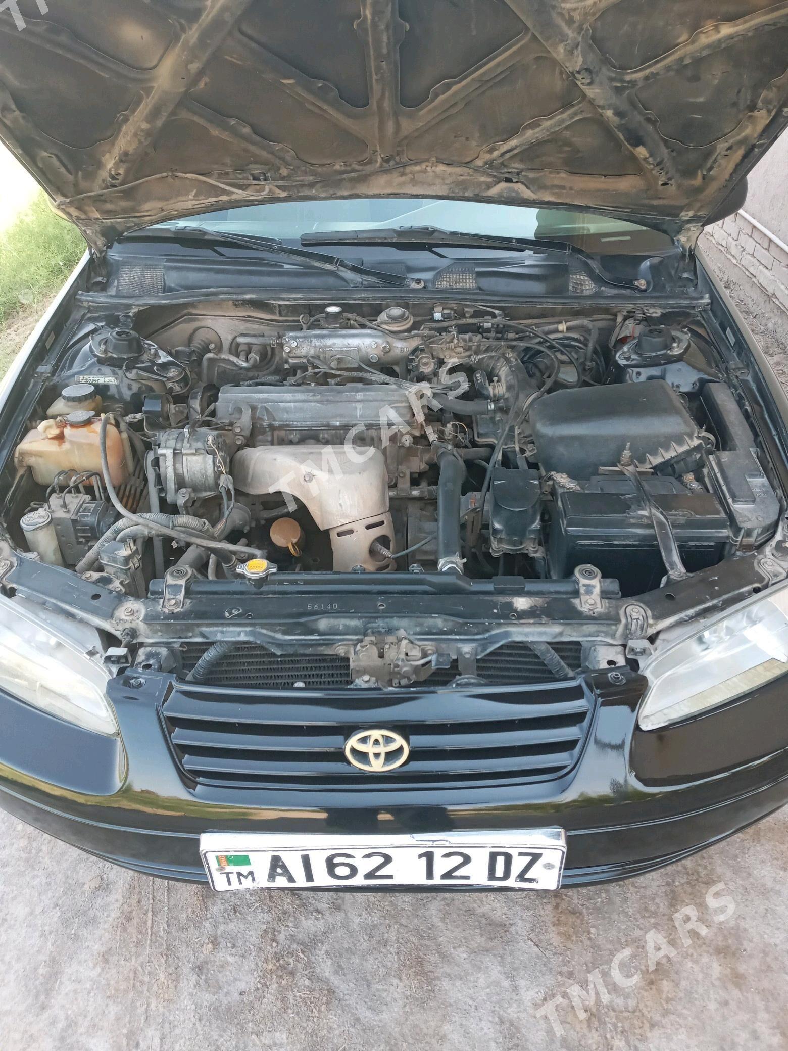 Toyota Camry 1997 - 107 000 TMT - Гурбансолтан Едже - img 4