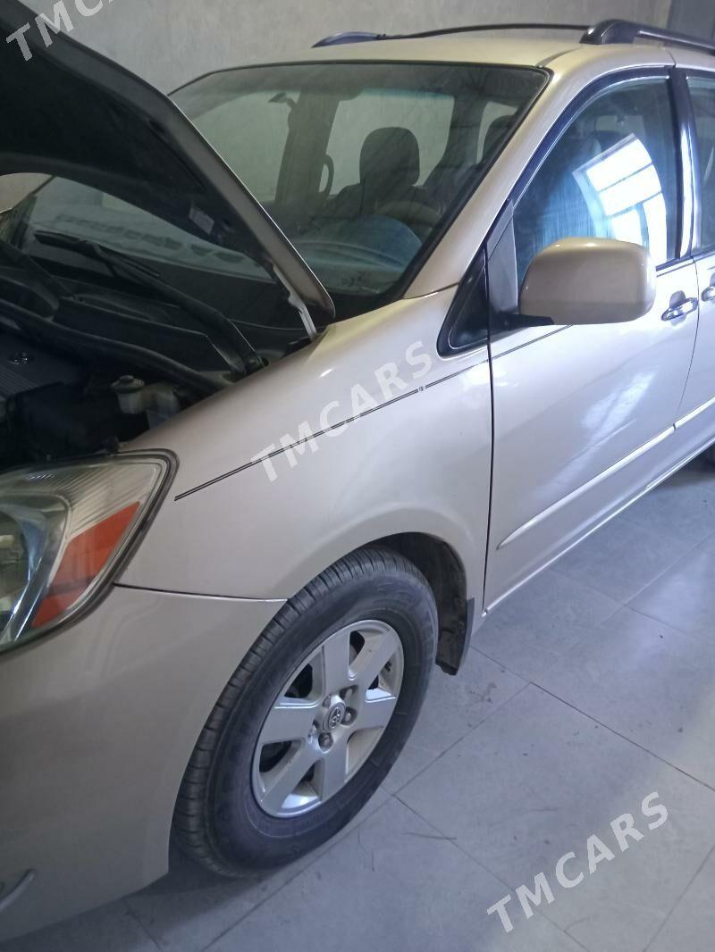 Toyota Sienna 2004 - 210 000 TMT - Türkmenabat - img 5