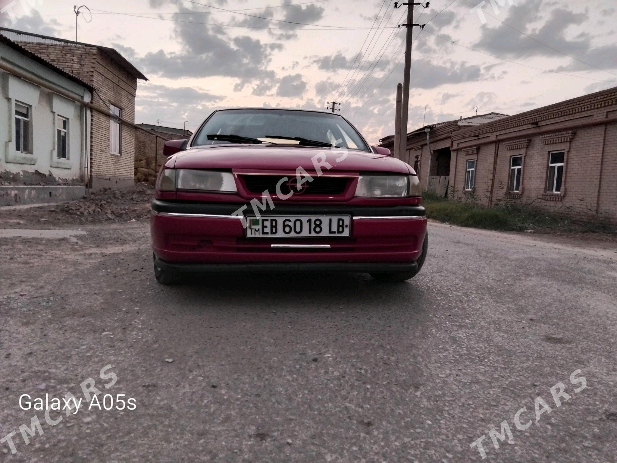 Opel Vectra 1990 - 23 000 TMT - Туркменабат - img 3