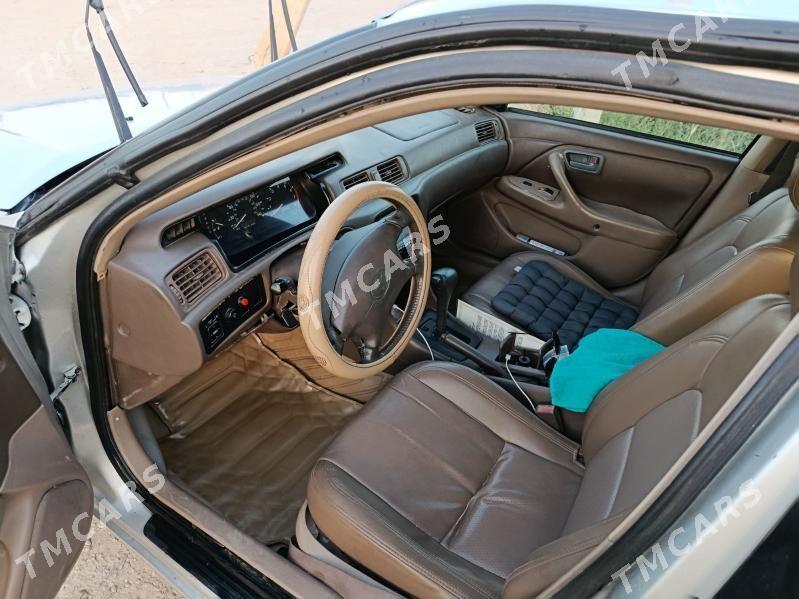 Toyota Camry 2000 - 100 000 TMT - Hojambaz - img 9
