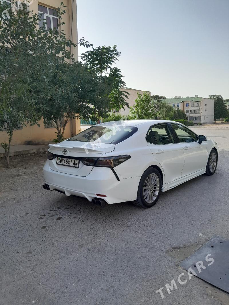 Toyota Camry 2018 - 255 000 TMT - 9 mkr - img 4