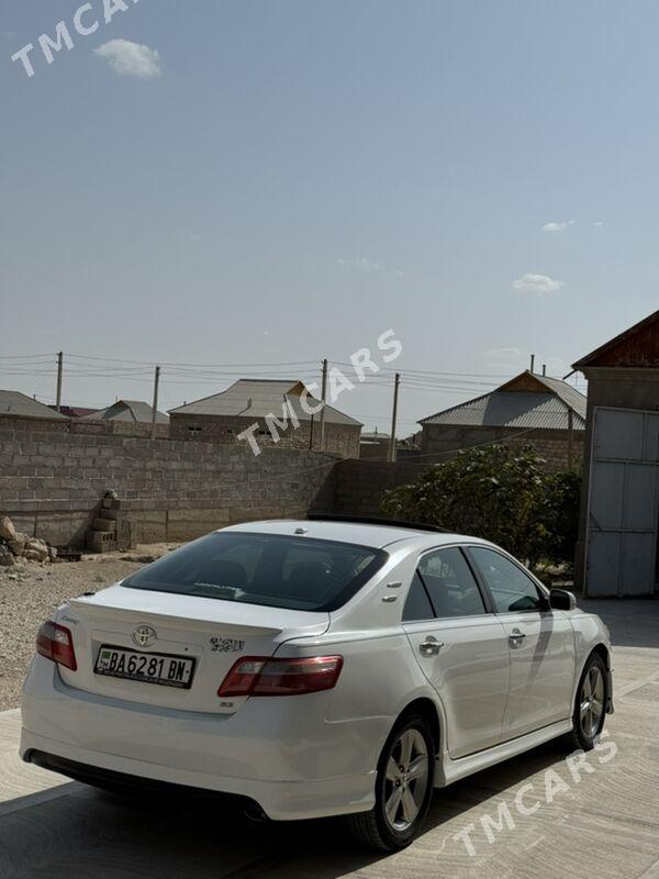 Toyota Camry 2009 - 140 000 TMT - Гумдаг - img 4