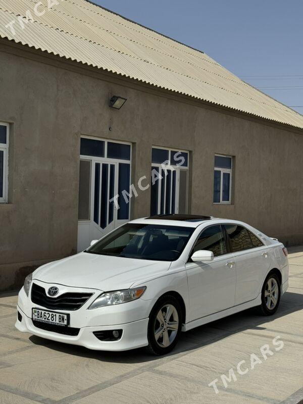 Toyota Camry 2009 - 140 000 TMT - Гумдаг - img 3