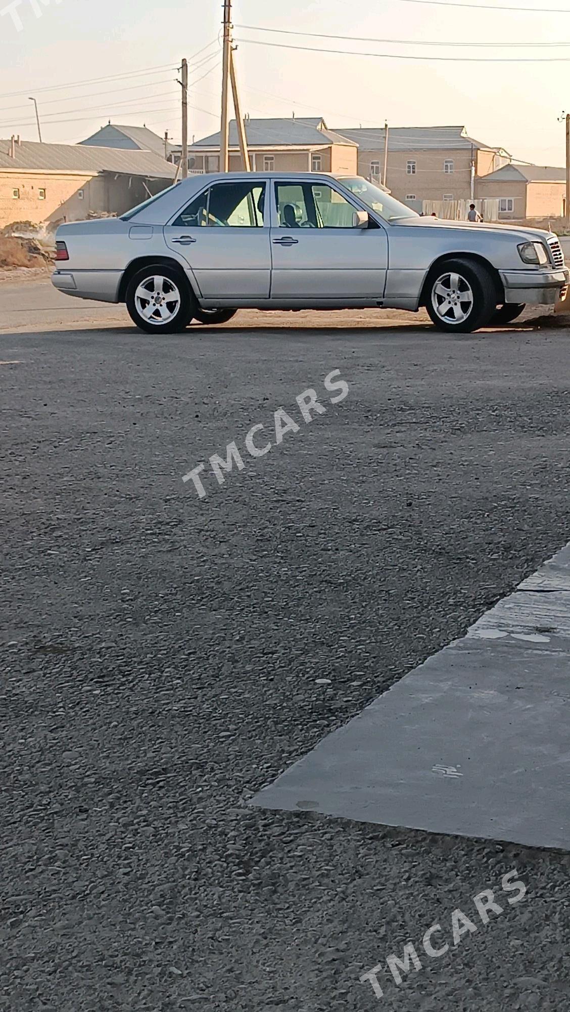 Mercedes-Benz 230E 1994 - 27 000 TMT - Wekilbazar - img 8