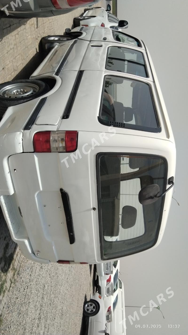 Toyota Hiace 1995 - 60 000 TMT - Мары - img 5