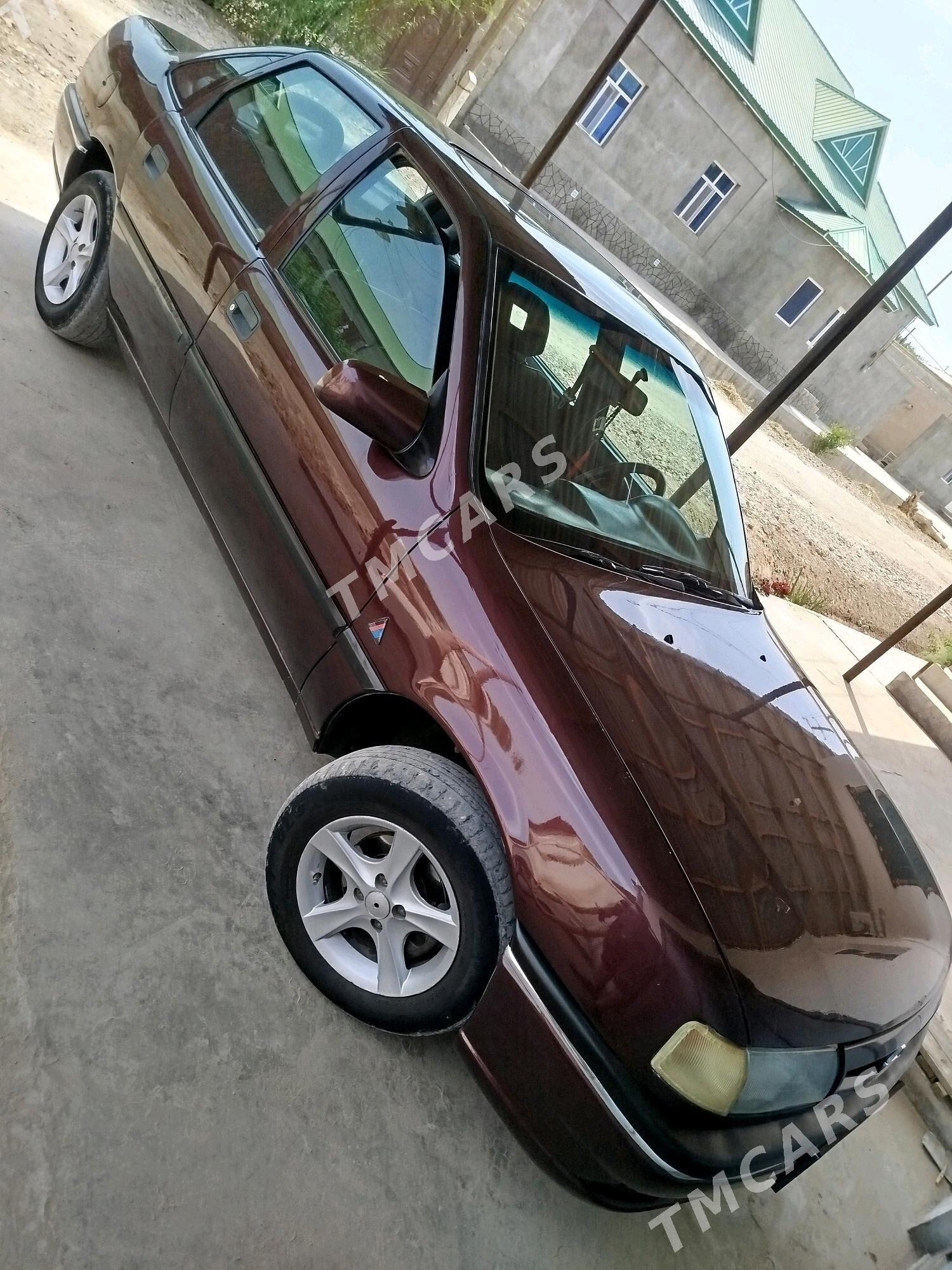 Opel Vectra 1993 - 45 000 TMT - Кёнеургенч - img 3