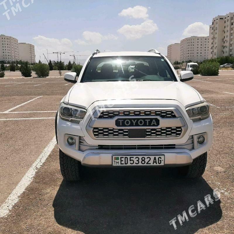 Toyota Tacoma 2018 - 410 000 TMT - Ашхабад - img 4