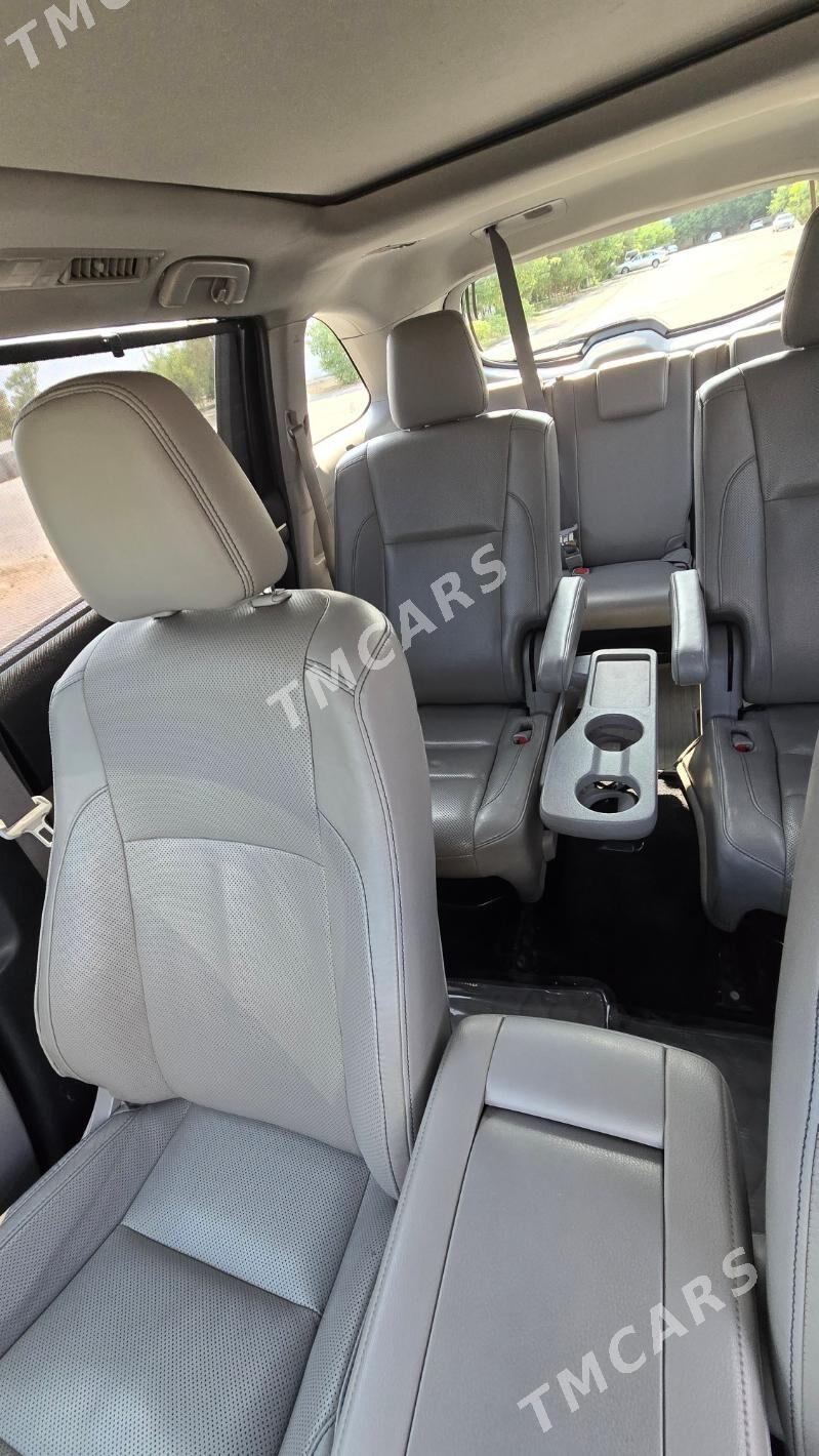 Toyota Highlander 2019 - 500 000 TMT - Büzmeýin GRES - img 3