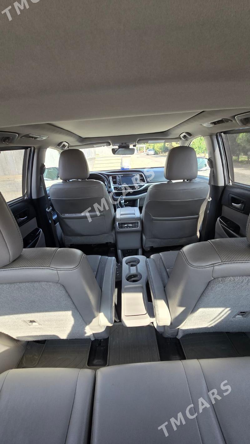 Toyota Highlander 2019 - 500 000 TMT - Büzmeýin GRES - img 5