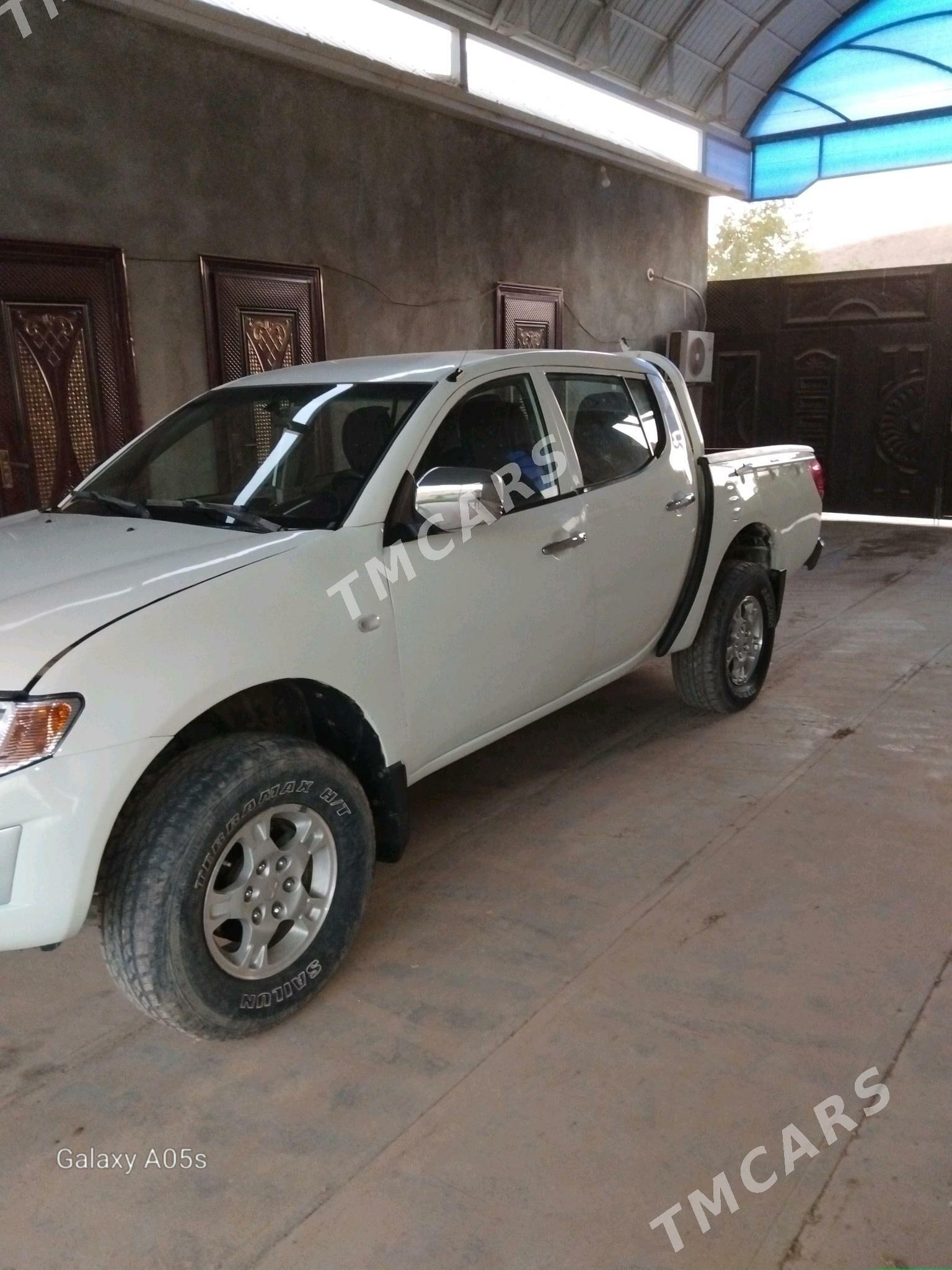 Mitsubishi L200 2010 - 145 000 TMT - Койтендаг - img 6