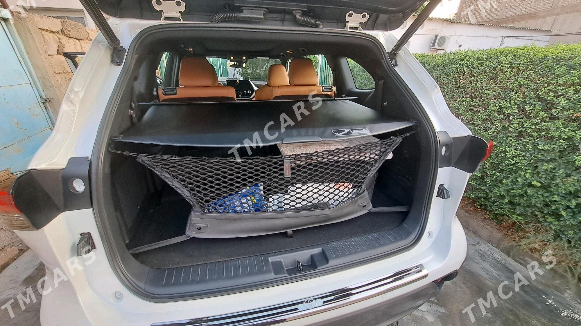 Toyota Highlander 2021 - 800 000 TMT - Aşgabat - img 5