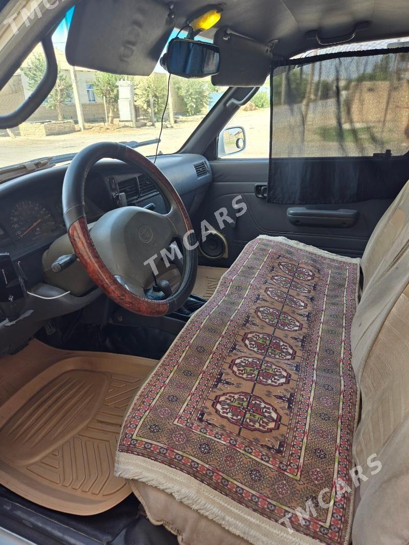Toyota Hilux 1992 - 82 000 TMT - Wekilbazar - img 7