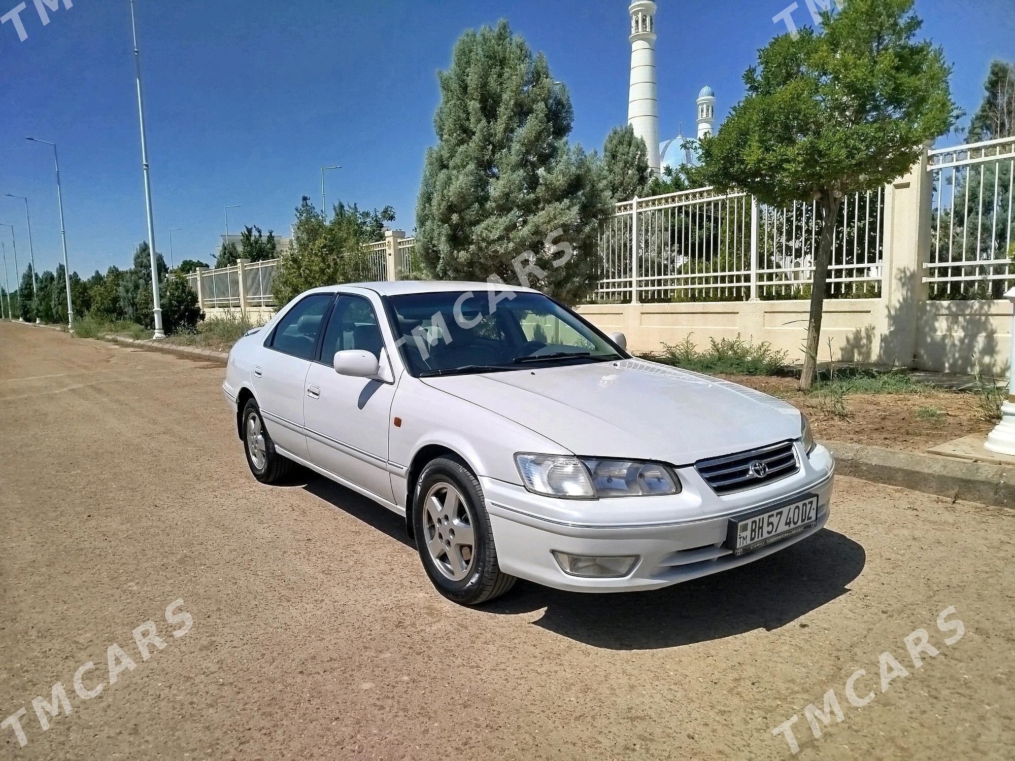 Toyota Camry 2000 - 158 000 TMT - Дашогуз - img 2