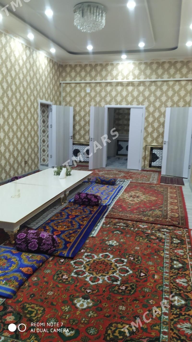 jay miras bazaryn oni 4 koce - Дашогуз - img 1