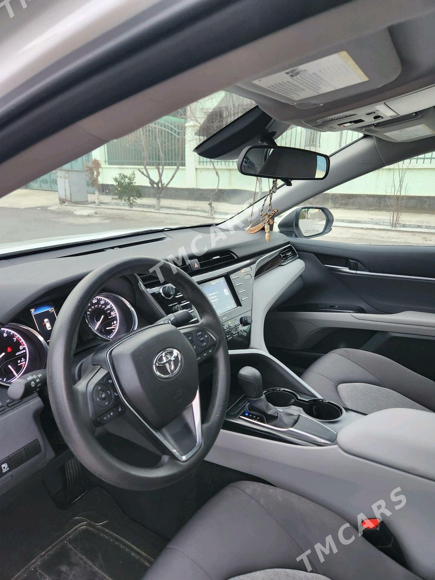 Toyota Camry 2020 - 270 000 TMT - Aşgabat - img 2