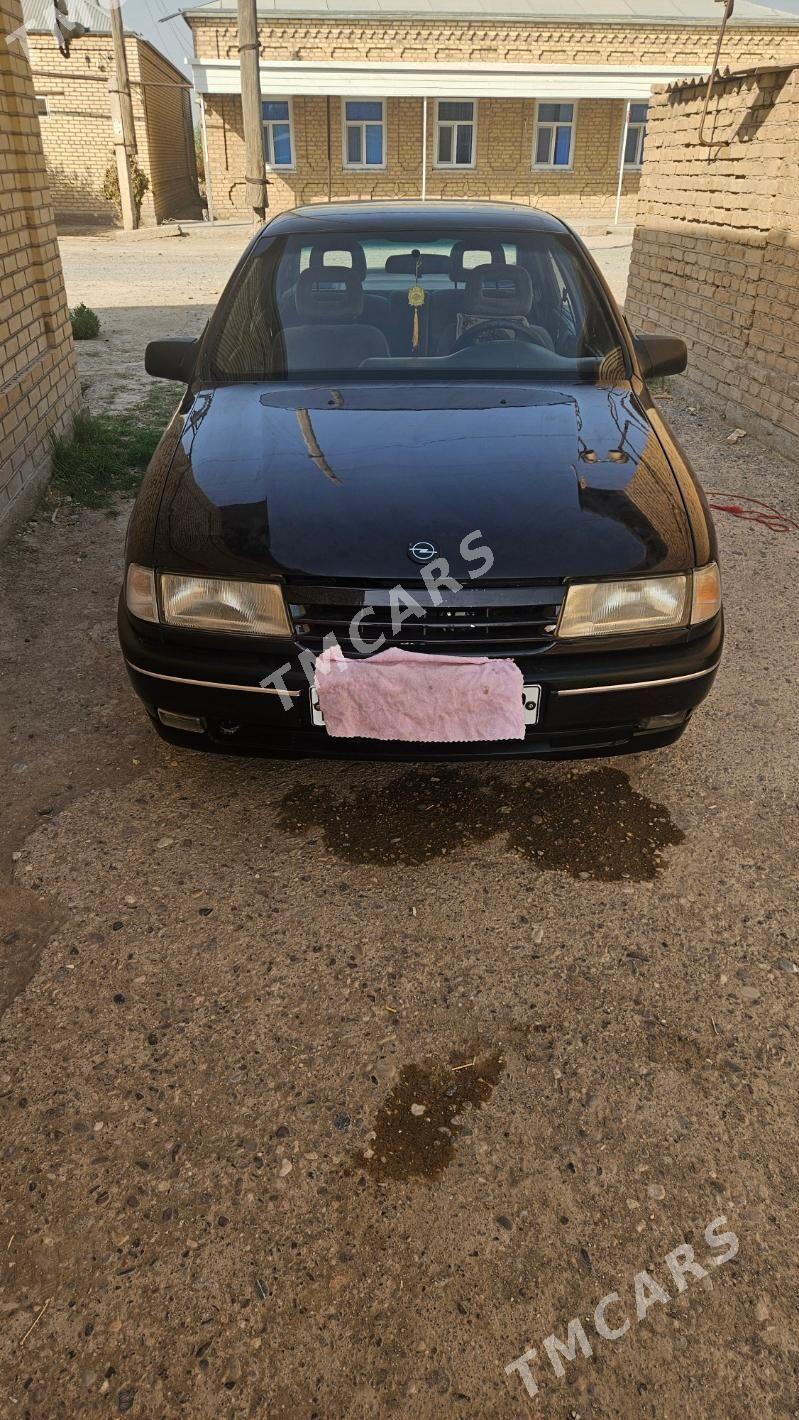 Opel Vectra 1991 - 38 000 TMT - Мары - img 6