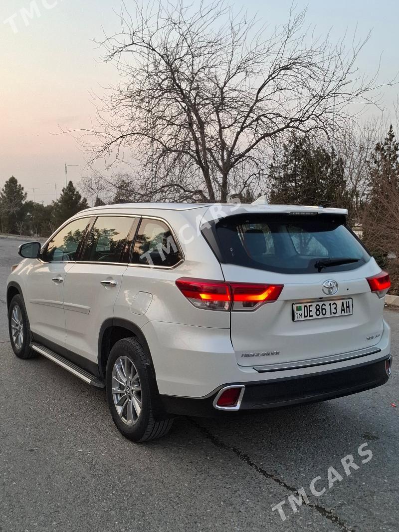 Toyota Highlander 2019 - 480 000 TMT - Köşi - img 5