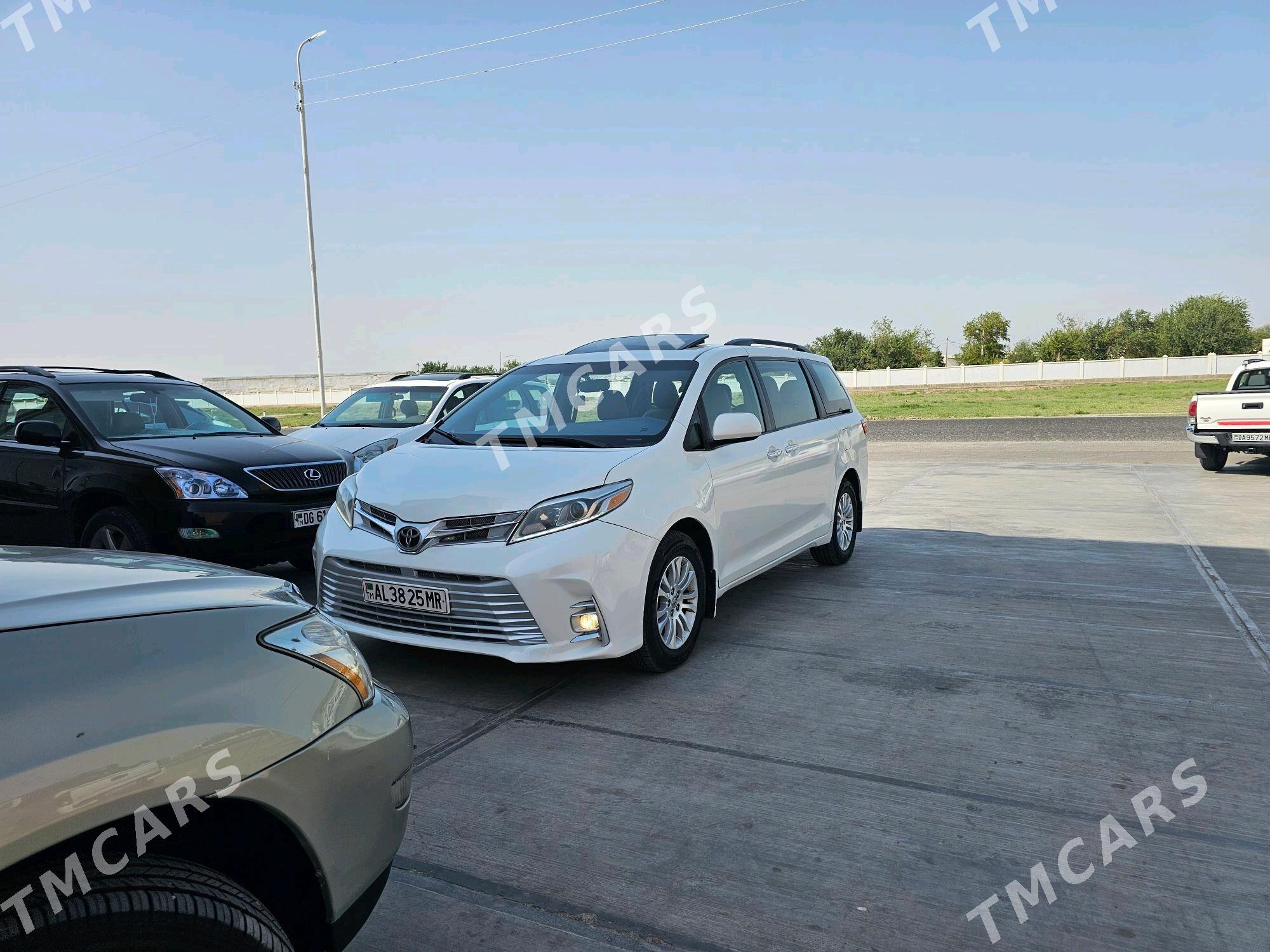 Toyota Sienna 2017 - 370 000 TMT - Mary - img 2
