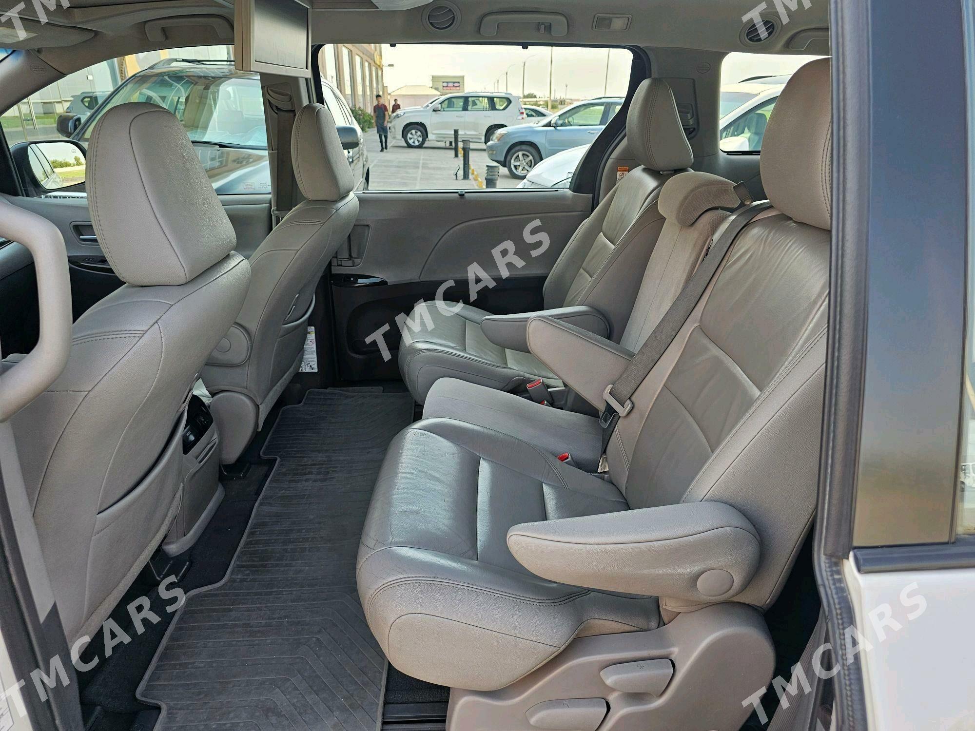 Toyota Sienna 2017 - 370 000 TMT - Mary - img 9