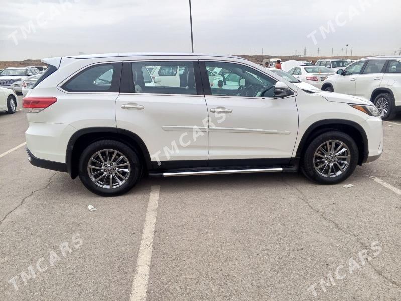 Toyota Highlander 2019 - 490 000 TMT - Ашхабад - img 3