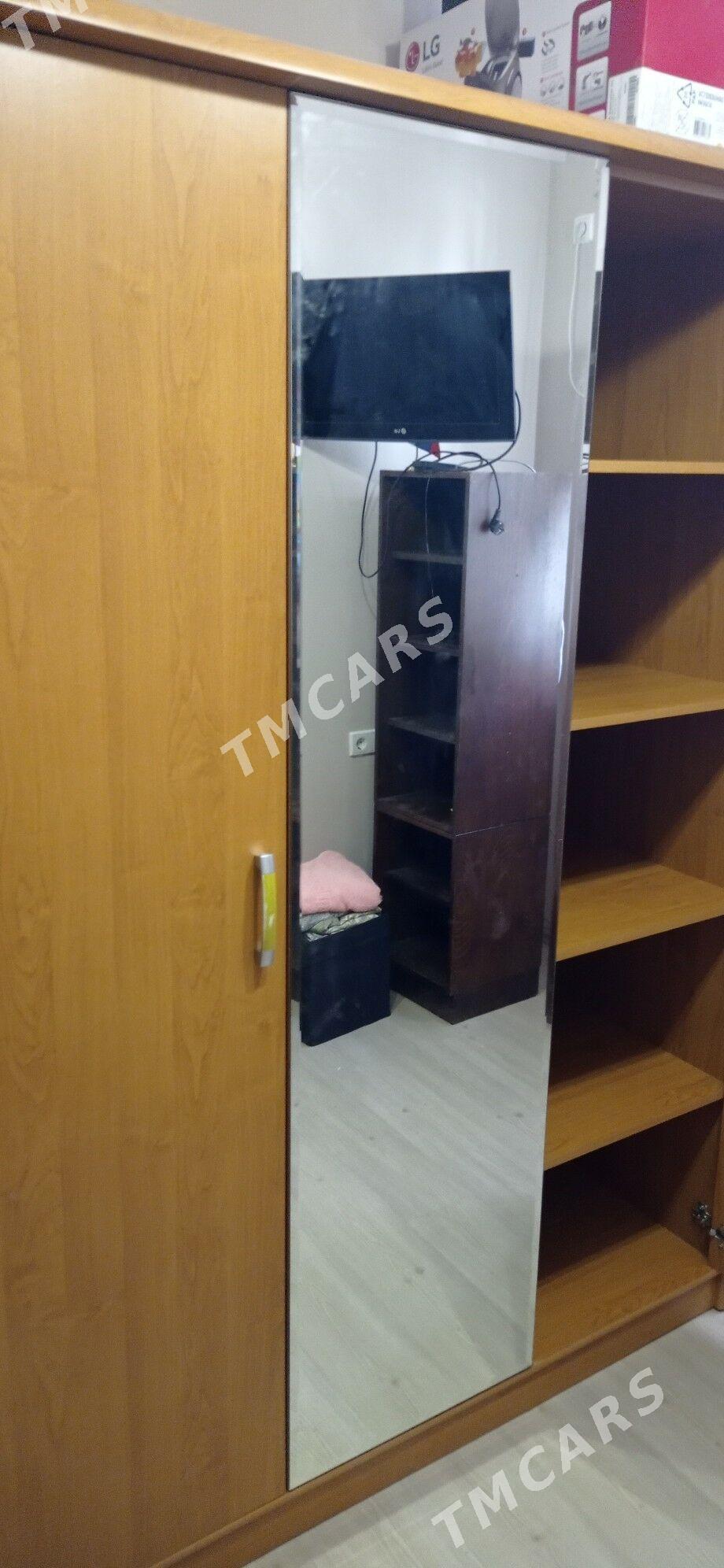 ПРОДАЮ ШИФОНЬЕР польский - Aşgabat - img 2