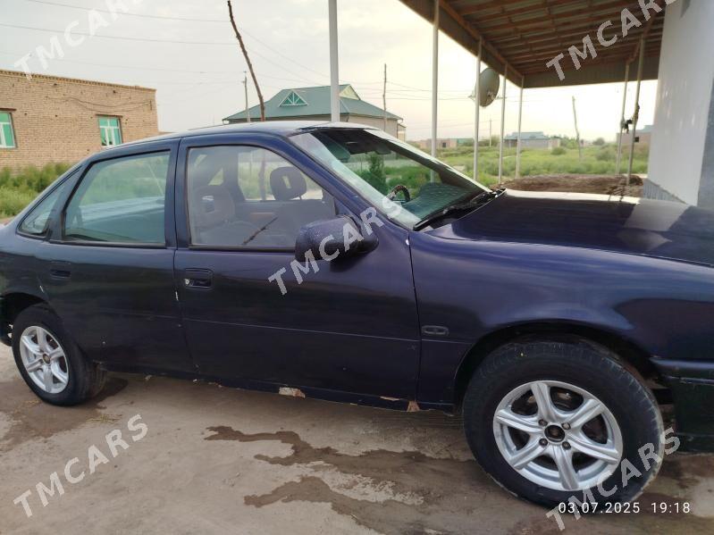 Opel Vectra 1991 - 27 000 TMT - етр. Туркменбаши - img 4