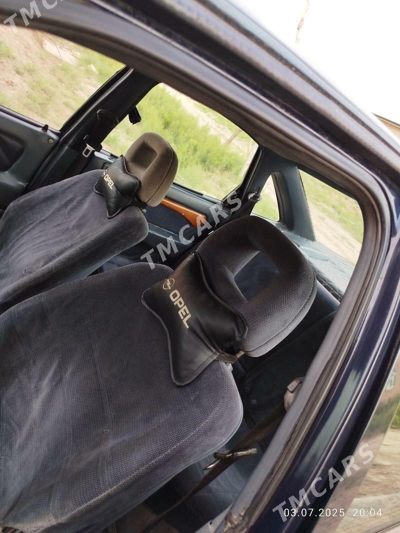 Opel Vectra 1991 - 27 000 TMT - етр. Туркменбаши - img 8