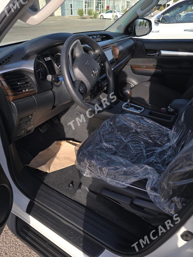 Toyota Hilux 2025 - 692 000 TMT - Aşgabat - img 5