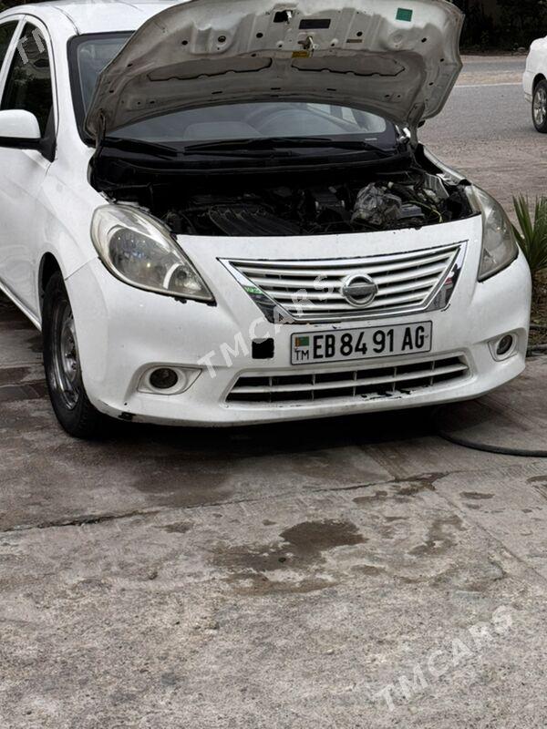 Nissan Versa 2011 - 90 000 TMT - Aşgabat - img 2