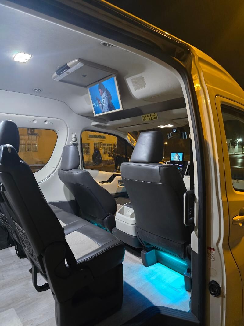 Toyota Hiace 2019 - 790 000 TMT - Ялкым - img 7