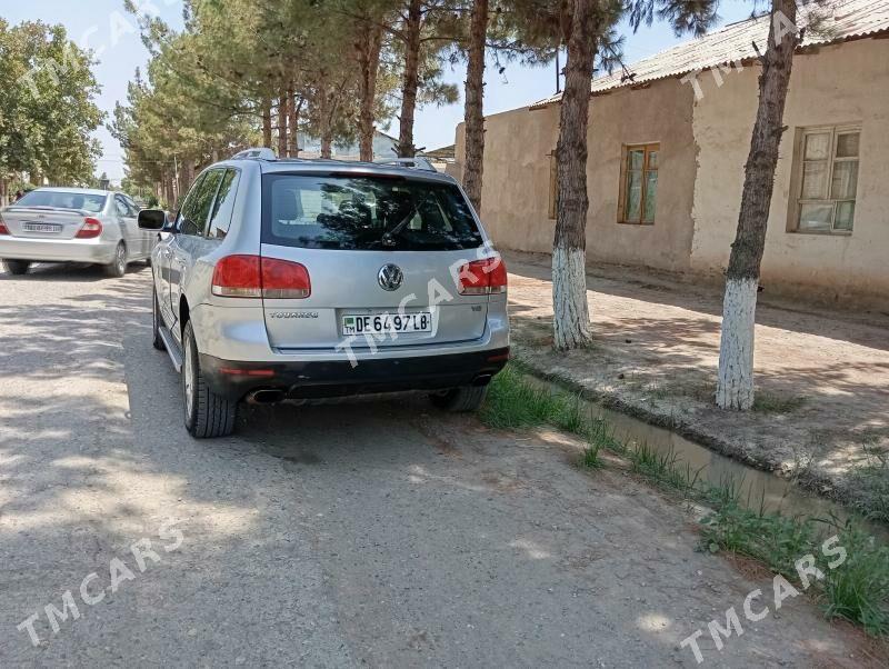 Volkswagen Touareg 2004 - 120 000 TMT - Туркменабат - img 2