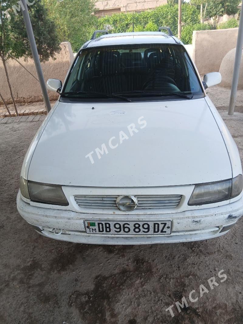 Opel Astra 1996 - 42 000 TMT - Гороглы (Тагта) - img 6