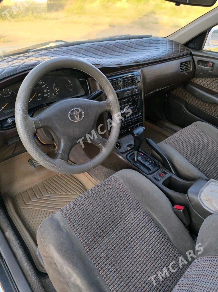 Toyota Corona 1995 - 70 000 TMT - Halaç - img 8