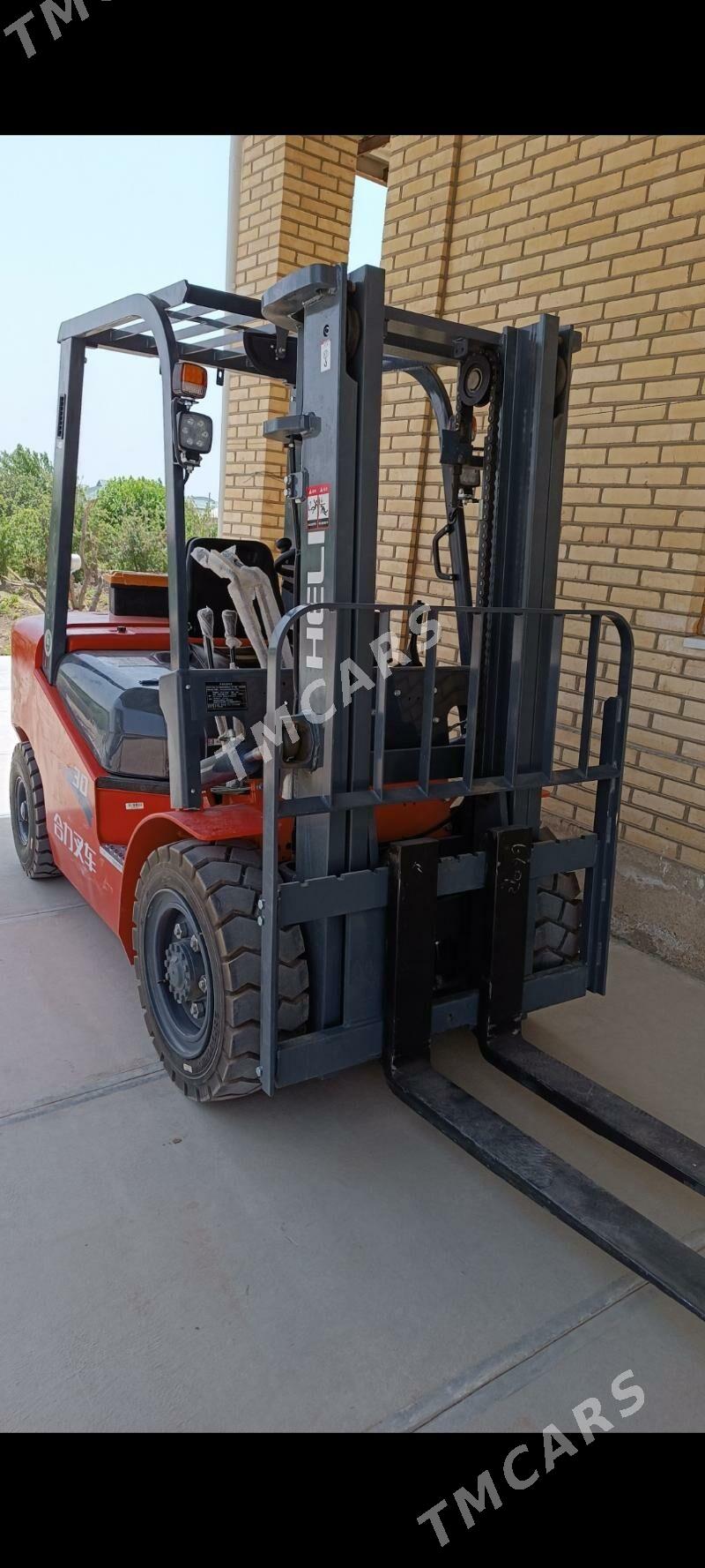 LiuGong Forklift 2025 - 210 000 TMT - Мары - img 1