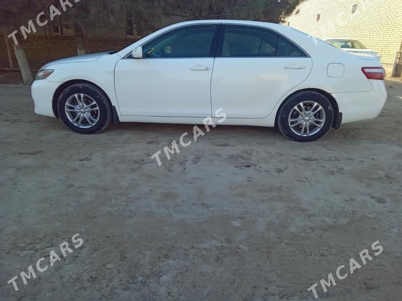 Toyota Camry 2008 - 134 000 TMT - Байрамали - img 3