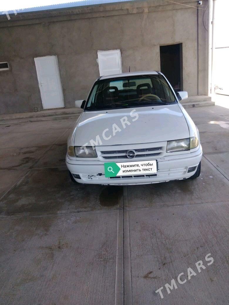 Opel Astra 1993 - 33 000 TMT - Bäherden - img 3
