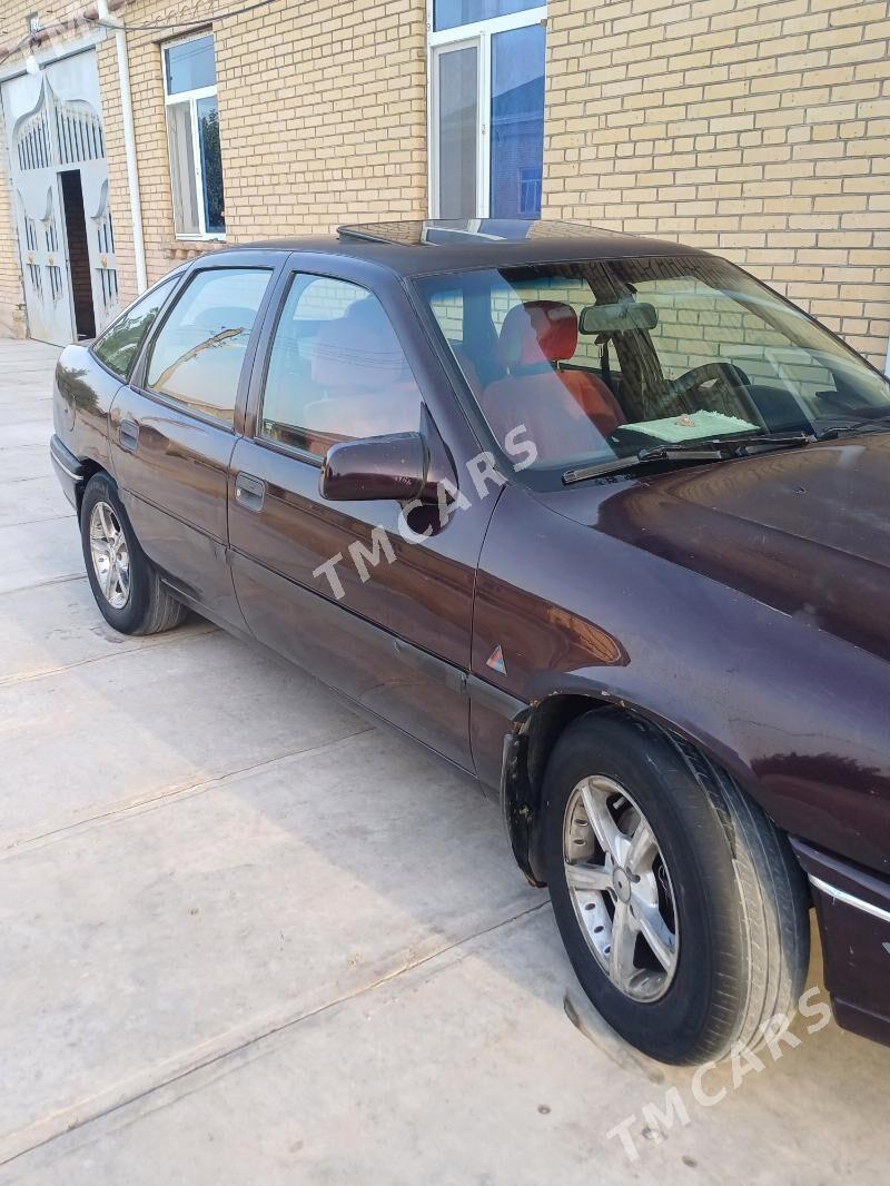 Opel Vectra 1993 - 35 000 TMT - Сейди - img 2