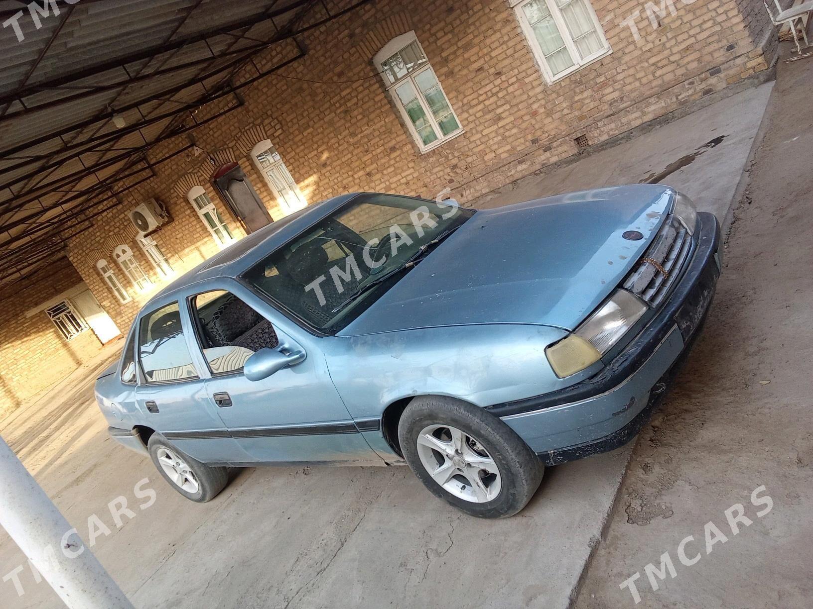 Opel Vectra 1989 - 26 000 TMT - Мары - img 2