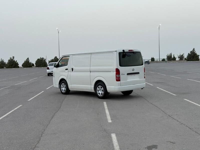 Toyota Hiace 2025 - 455 000 TMT - Aşgabat - img 4