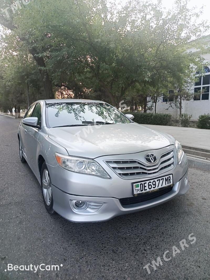 Toyota Camry 2010 - 128 000 TMT - Baýramaly - img 2