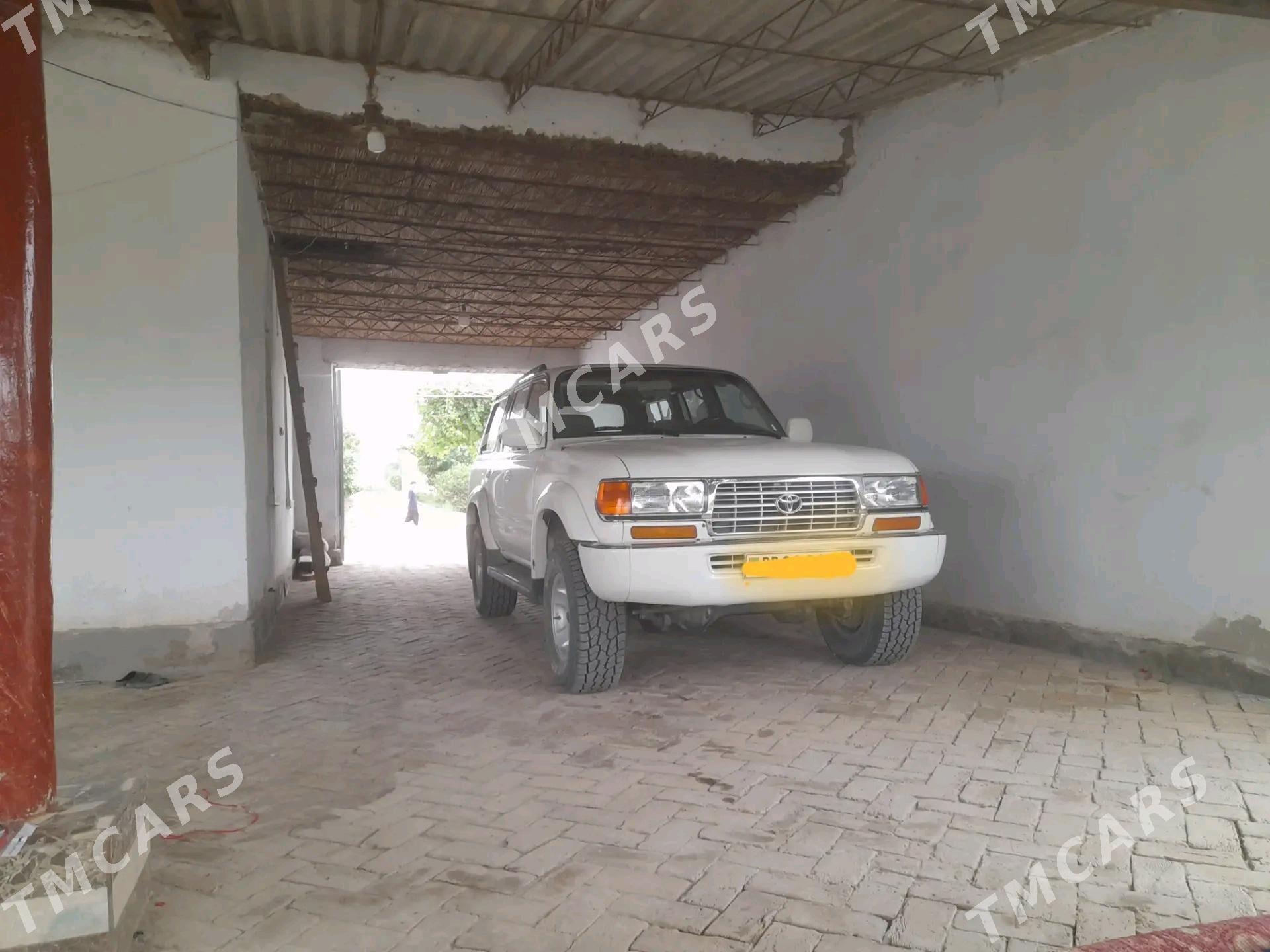 Toyota Land Cruiser 1997 - 170 000 TMT - Керки - img 4