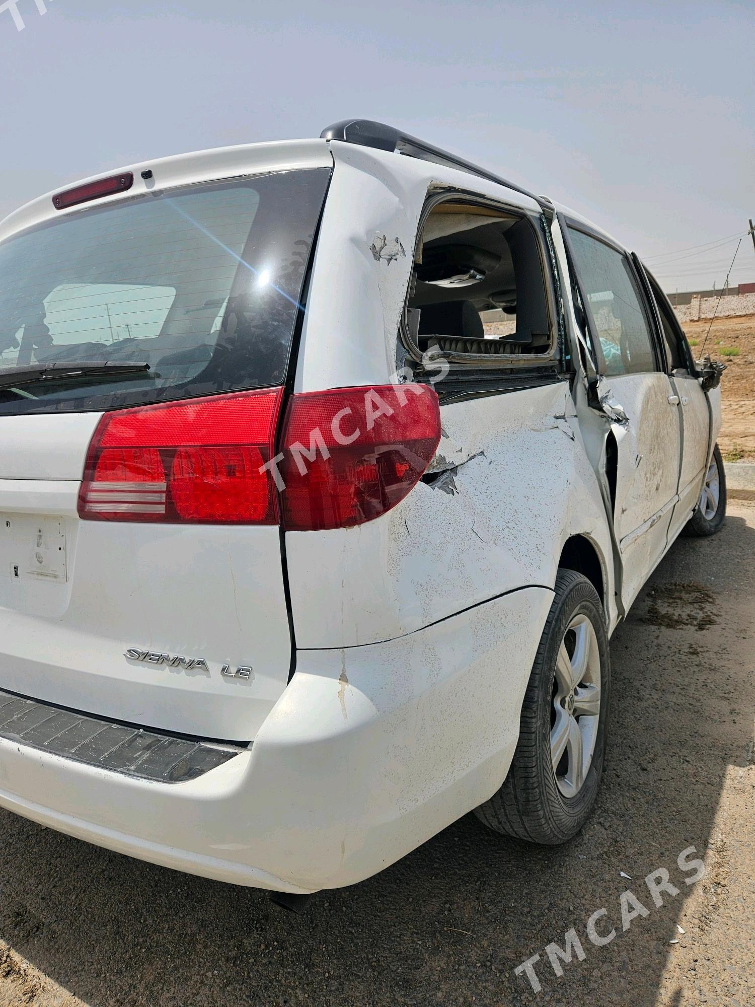 Toyota Sienna 2005 - 120 000 TMT - Теджен - img 3