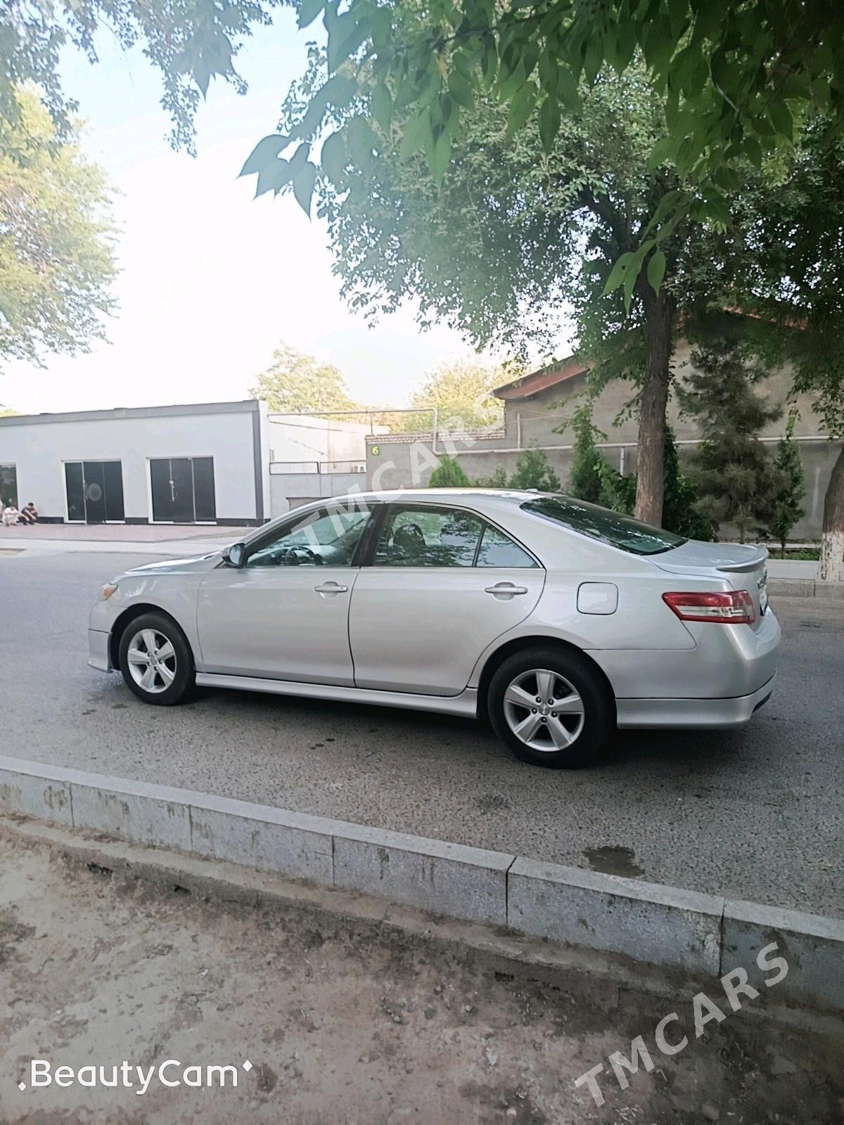 Toyota Camry 2010 - 128 000 TMT - Baýramaly - img 5